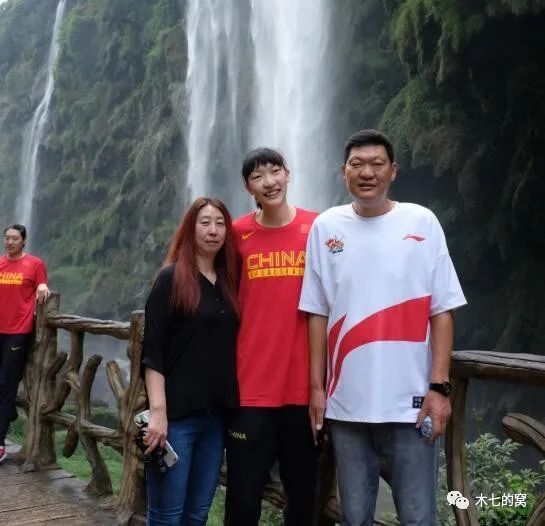 双性总裁羞涩坐莲h